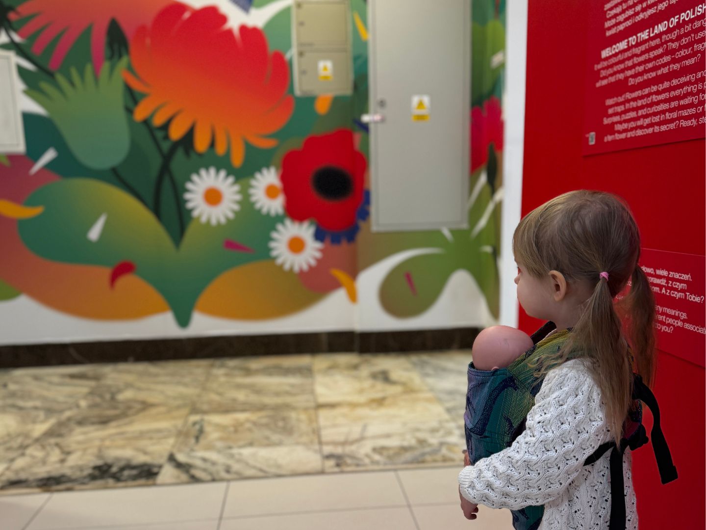 Z dzieckiem w muzeum: wystawa Kwiaty Polskie w Muzeum Etnograficznym